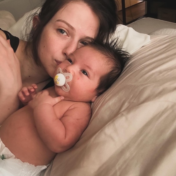 Meet your Posher, Rebecca - Picture 1 of 1